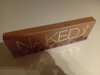 Urban Decay Naked 3 + All Nighter Spray