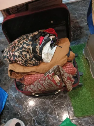 Caja Ropa Variada Unisex Talla Única