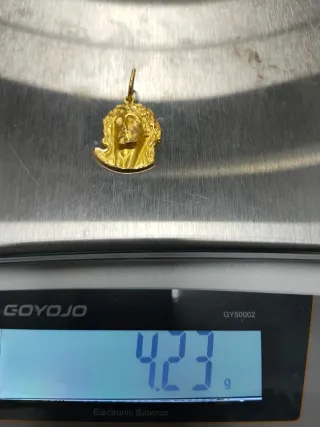 Colgante de rostro de cristo 18k