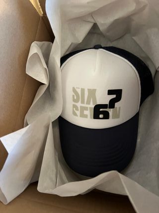 Gorra TikTok 6-7 SEIS SIETE SIX SEVEN estampado