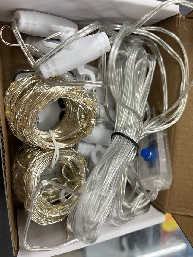 Cortina di Luci, 300 LED 300 * 300cm, 8 Modalità, Catena di Luci con Telecomando, Alimentazione USB, Resistente all'Acqua, Ghirlanda Luminosa per Feste, Natale, Matrimoni, Finestre, Interno, Esterno