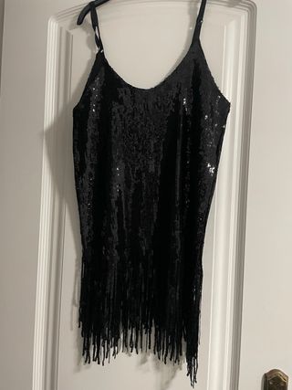 camiseta  lentejuelas flecos negro