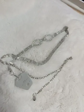 Cinturón de circonitas plateado