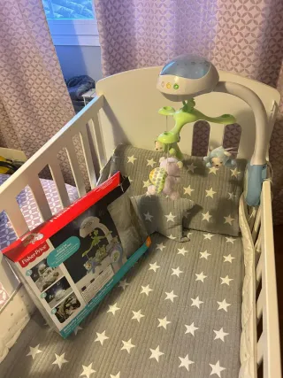 Cuna y cómoda con bañera integrada marca MICUNA