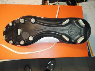 Botas de fútbol Nike