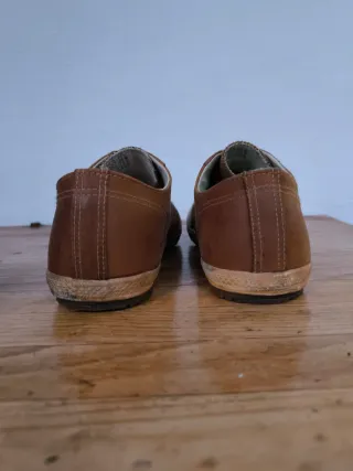 Zapatillas Fred Perry Piel Hombre Camel y beige