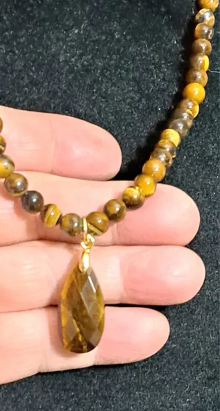 Collana Occhio di Tigre con Pendente