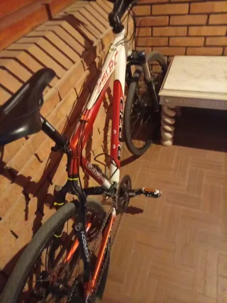 Bicicleta MTB Ruedas Mavic 26