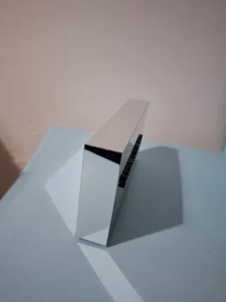 Espositore Saint Laurent