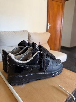 Nike Air Force 1 Paris Negro