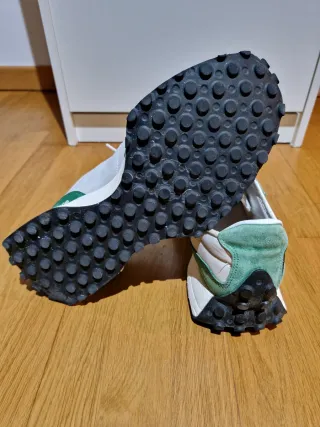 Zapatillas New Balance Verde y Blanco