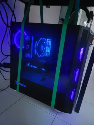 PC Gaming Ryzen 5 5600X 32GB 1080Ti 1TB M2