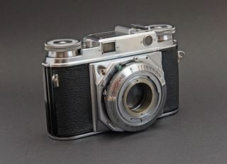 Cámara Voigtländer Prominent film 35 mm.