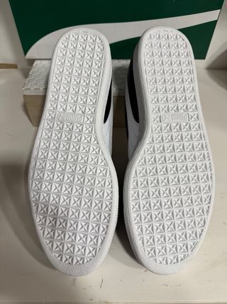 Zapatillas Puma Basket Classic XXI Negras