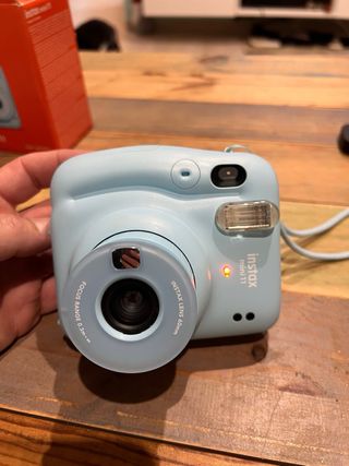 Instax Mini 11 Azul Claro Casi Nueva
