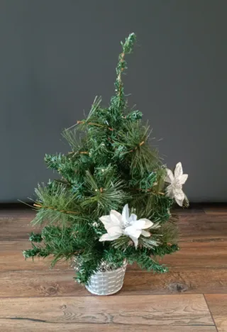 Albero di Natale decorato