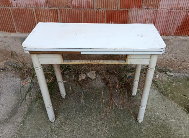 Mesa plegable de madera