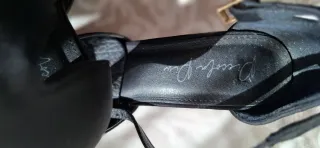 Zapatos de fiesta negros de tela raso