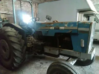 Si tienes Tractor Ebro 470/480 contacta conmigo