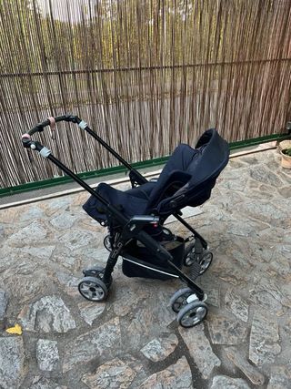 Cochecito de bebé negro