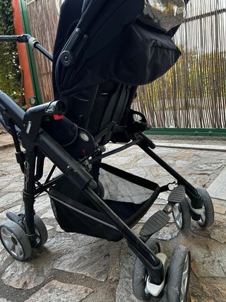 Cochecito de bebé negro