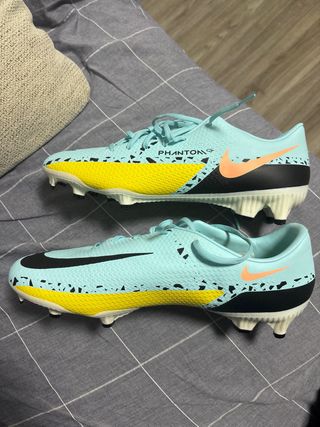 Botas de fútbol Nike Phantom GT