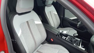 Opel Astra 1.2 Turbo XHT Elegance 96 kW (130 CV)