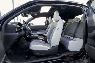 Mazda MX-30 eSKYACTIV REV MAKOTO PREMIUM Urb.Expr.