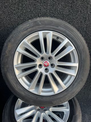 Juego de llantas Jaguar 19"