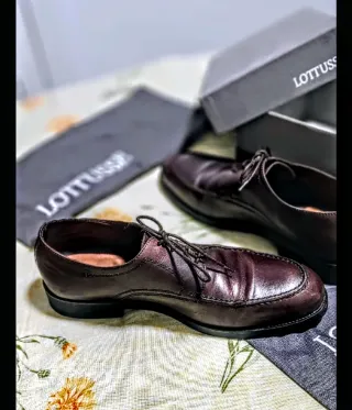 Zapatos de vestir Lottusse Marrones