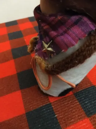 Gnomo Cowboy con cappello e corda