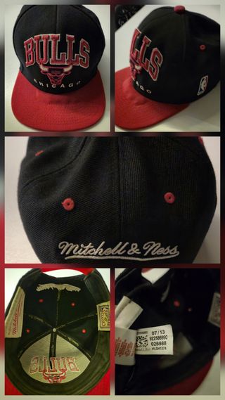 Cappello Chicago Bulls Mitchell & Ness nero/rosso