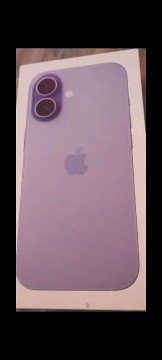 iPhone 17 Morado