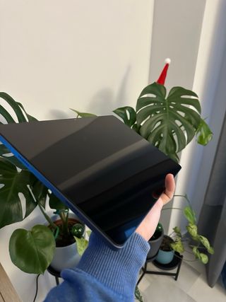 Tablet PC Negra con Accesorios