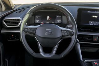 Seat Leon   1.5 eTSI 110kW DSG SS FR Spec Edition