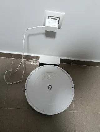 Robot Aspirador Roomba Essential