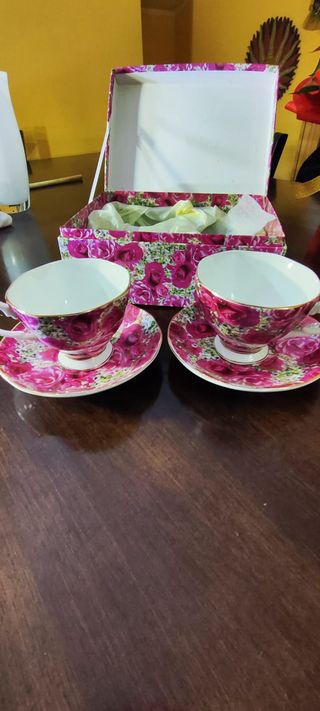 Set 2 Tazze da Tè in porcellana bone china