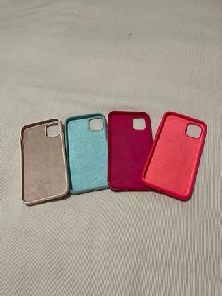 4 custodie iPhone 11 Apple