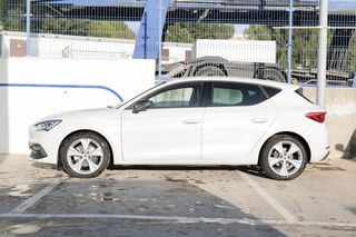 Seat Leon   1.5 eTSI 110kW DSG SS FR Spec Edition