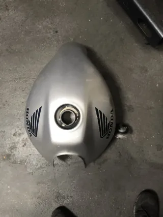 Serbatoio benzina Honda Hornet 600 98-02