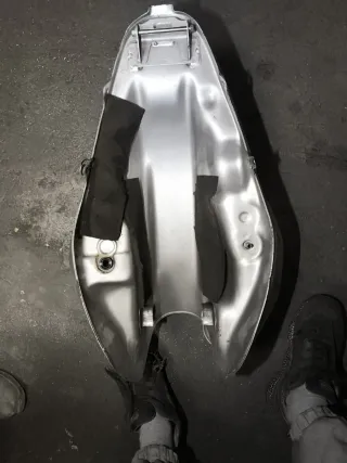 Serbatoio benzina Honda Hornet 600 98-02