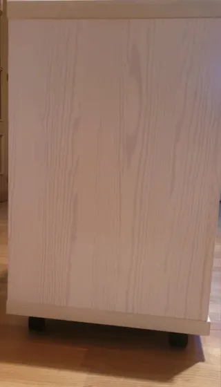 Mesita auxiliar, 3 cajones y ruedas