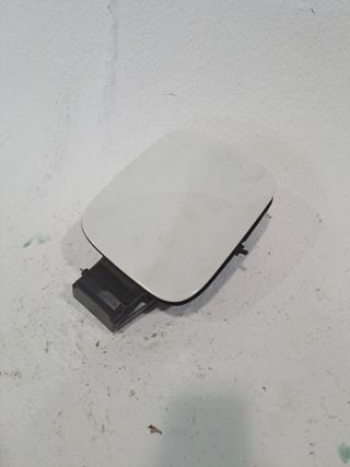 TAPA EXTERIOR COMBUSTIBLE CITROEN C3 (2)