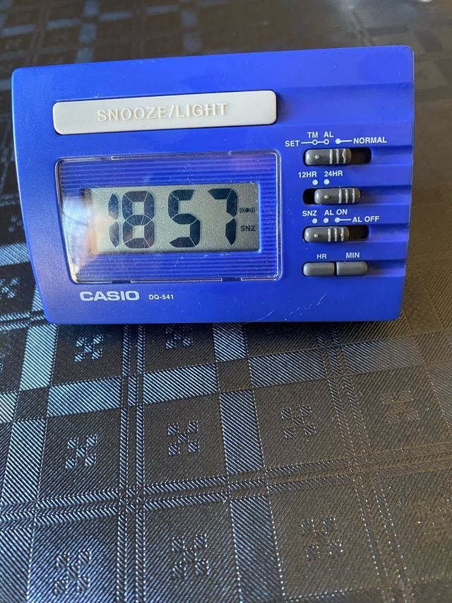 Casio DQ-541 Despertador Digital Azul