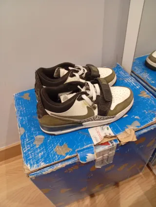 Zapatillas Nike Niño Talla 35