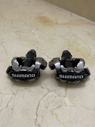 Pedali automatici Shimano SPD PD-M520 per MTB