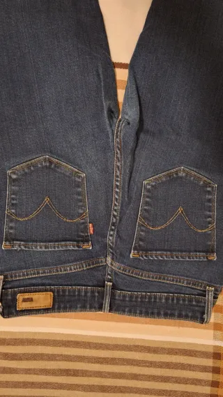 Tejanos Levi's chica azules