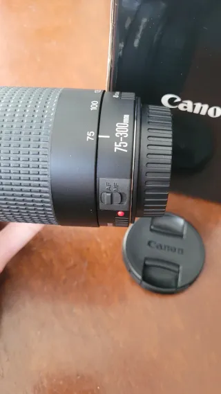 Objetivo Canon EF 75-300mm f/4-5.6 III