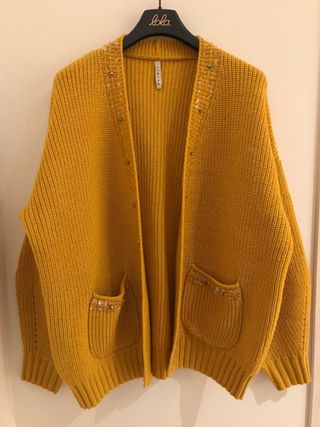 Elegante Cardigan a maglia pesante - Lumina