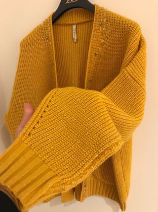 Elegante Cardigan a maglia pesante - Lumina